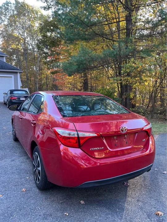 2015 Toyota Corolla 11th Gen - Image 10 of 19