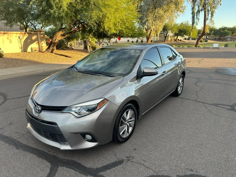 2015 Toyota Corolla 11th Gen - Image 2 of 10