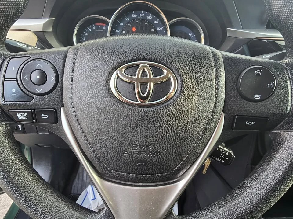 2015 Toyota Corolla 11th Gen - Image 8 of 13