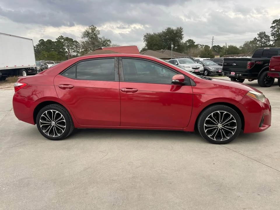 2015 Toyota Corolla 11th Gen - Image 4 of 20
