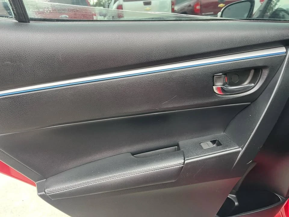 2015 Toyota Corolla 11th Gen - Image 10 of 20