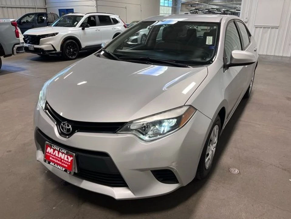 2015 Toyota Corolla 11th Gen - Image 6 of 20