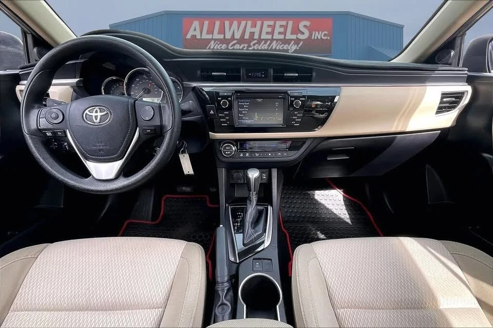 2015 Toyota Corolla 11th Gen - Image 14 of 19