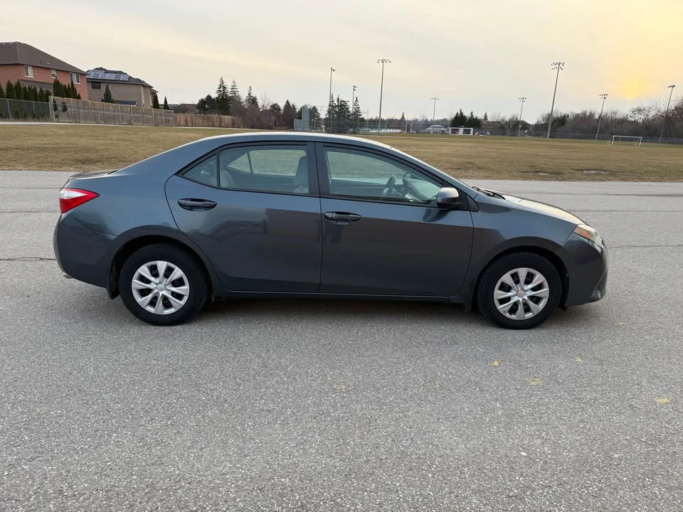 2015 Toyota Corolla 11th Gen - Image 5 of 11