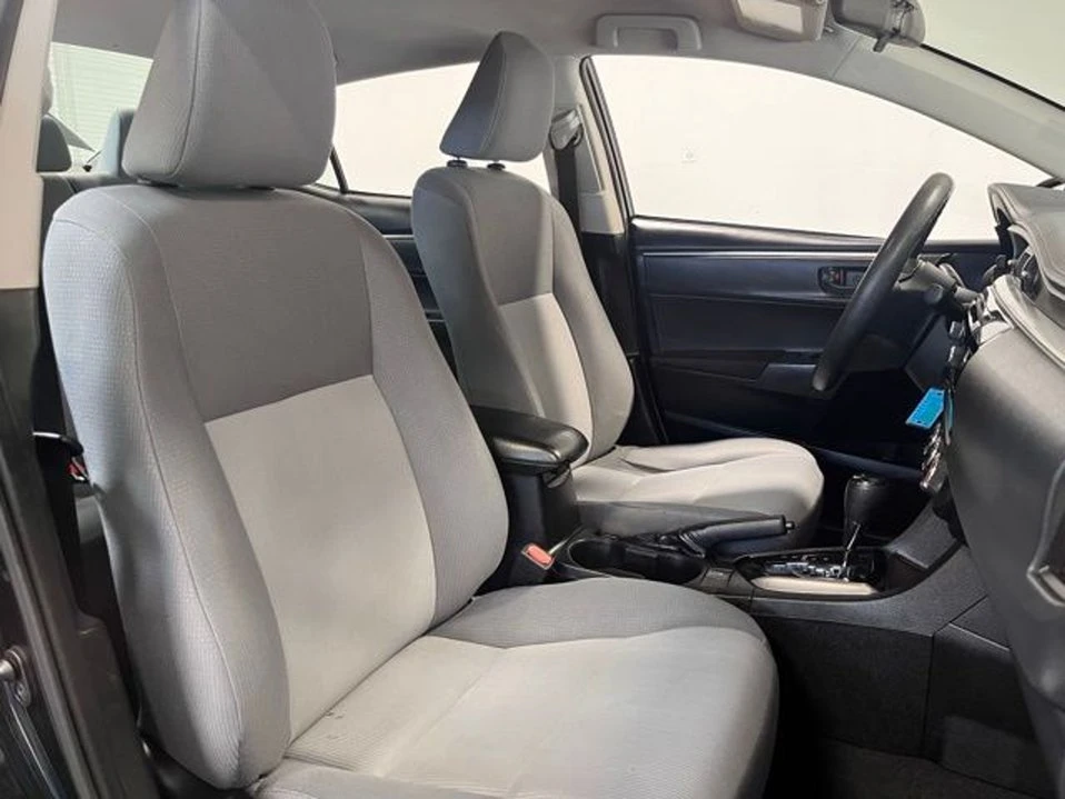 2015 Toyota Corolla 11th Gen - Image 9 of 20