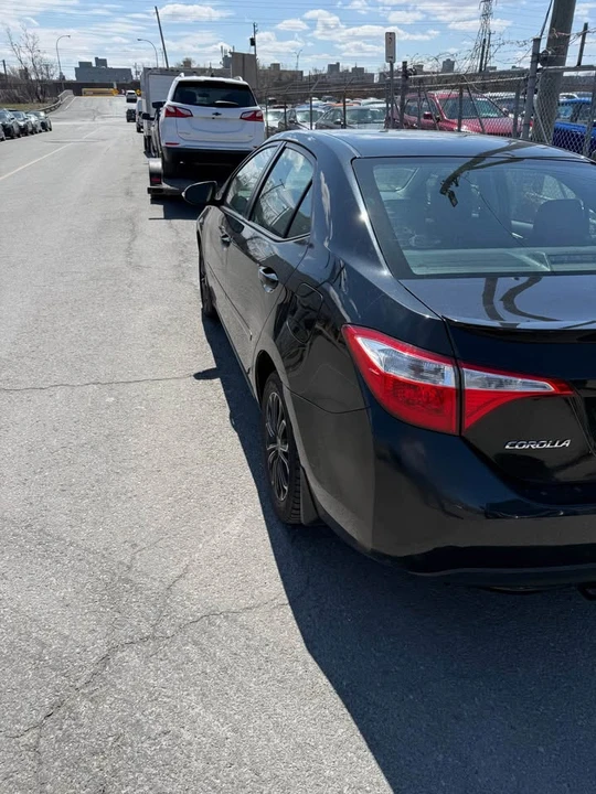 2015 Toyota Corolla 11th Gen - Image 6 of 9