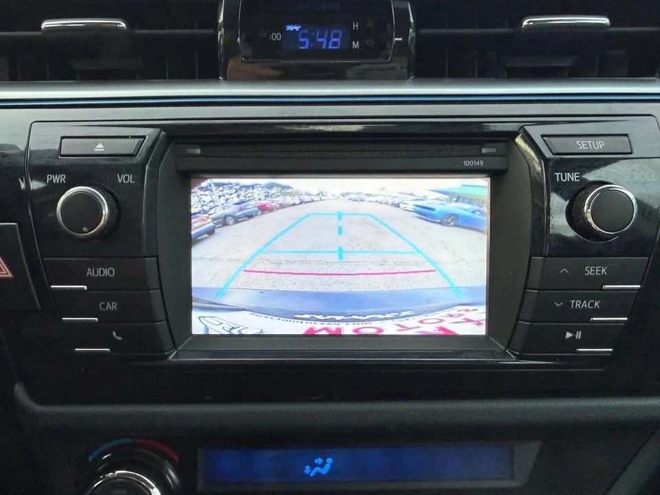 2015 Toyota Corolla 11th Gen - Image 16 of 18