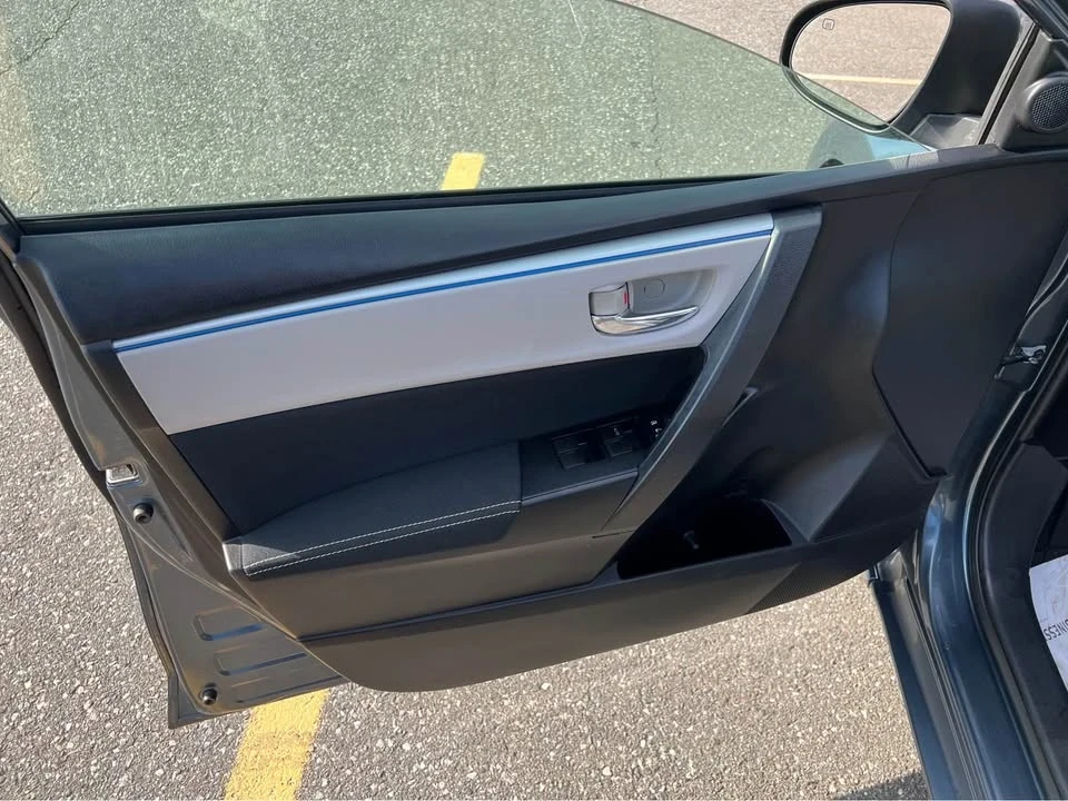 2015 Toyota Corolla 11th Gen - Image 8 of 15