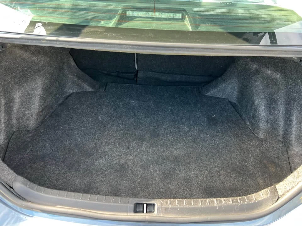 2015 Toyota Corolla 11th Gen - Image 12 of 15