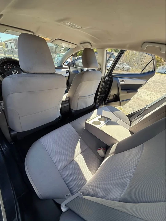 2015 Toyota Corolla 11th Gen - Image 11 of 17