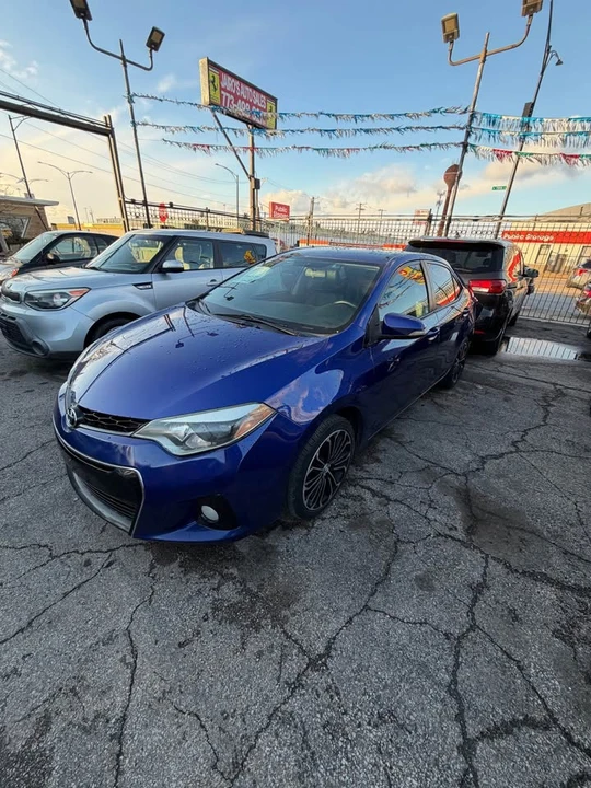 2015 Toyota Corolla 11th Gen - Image 2 of 7