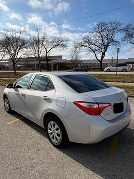 2015 Toyota Corolla 11th Gen - Image 4 of 17
