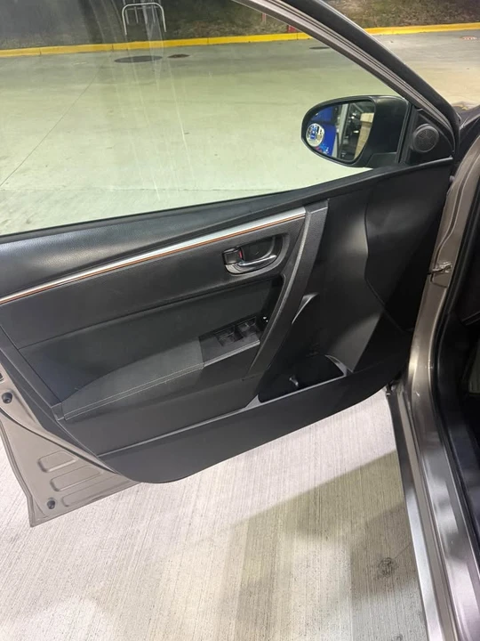 2015 Toyota Corolla 11th Gen - Image 10 of 12