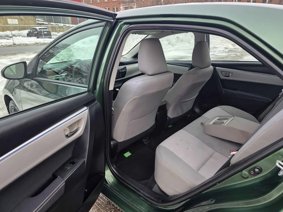 2015 Toyota Corolla 11th Gen - Image 9 of 18