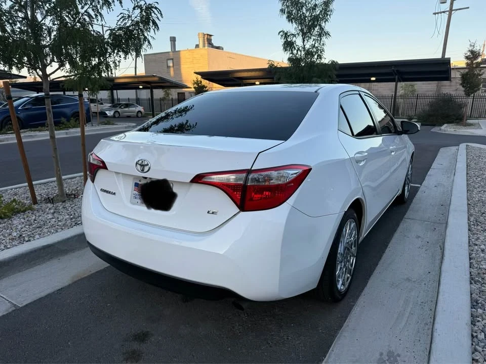 2015 Toyota Corolla 11th Gen - Image 4 of 14