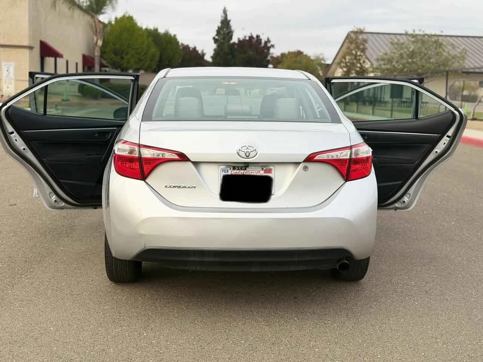 2015 Toyota Corolla 11th Gen - Image 7 of 16