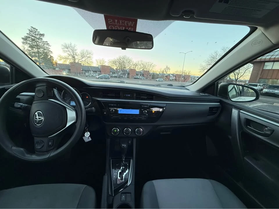 2015 Toyota Corolla 11th Gen - Image 13 of 15