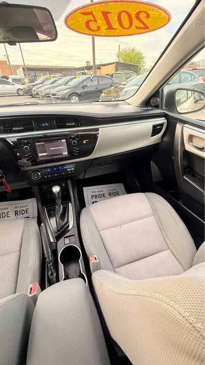 2015 Toyota Corolla 11th Gen - Image 9 of 19