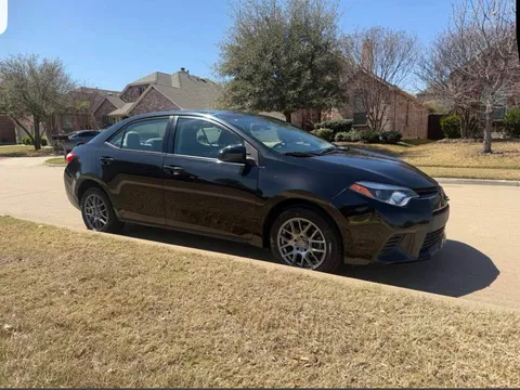 2015 Toyota Corolla 11th Gen - Image 2 of 6