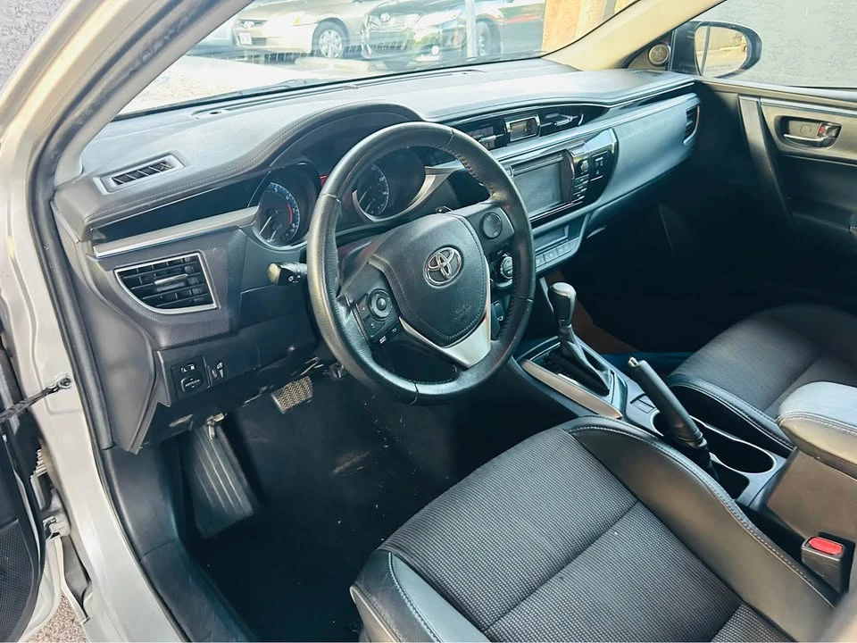 2015 Toyota Corolla 11th Gen - Image 6 of 13