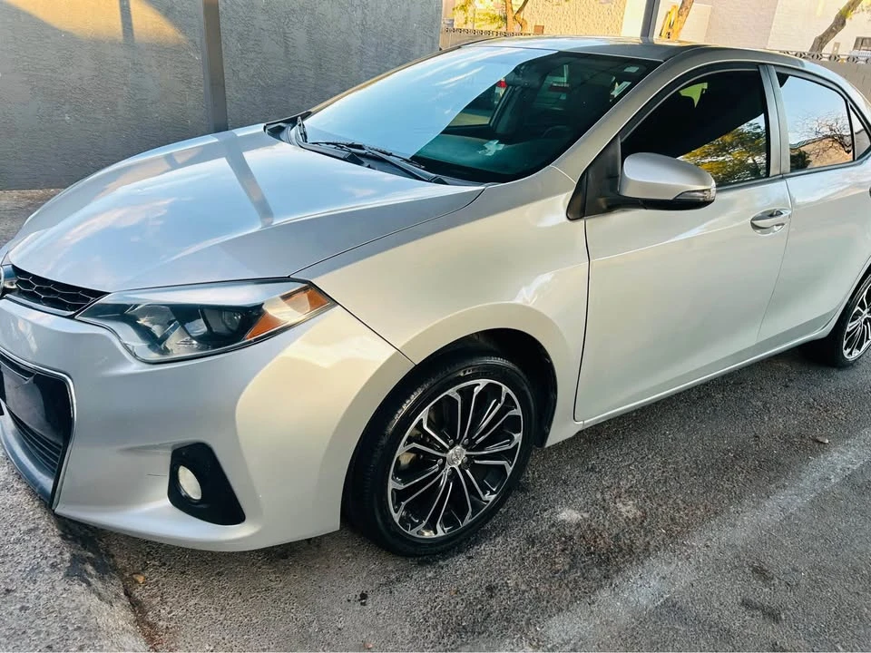 2015 Toyota Corolla 11th Gen - Image 2 of 13