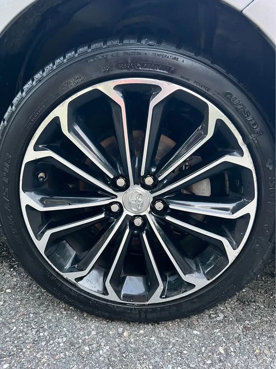 2015 Toyota Corolla 11th Gen - Image 11 of 20