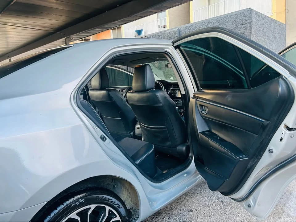 2015 Toyota Corolla 11th Gen - Image 10 of 13