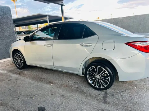 2015 Toyota Corolla 11th Gen - Image 4 of 13