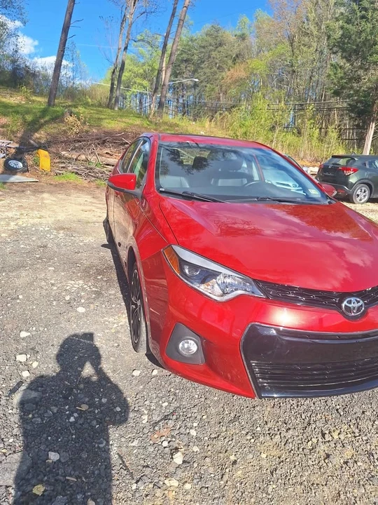 2015 Toyota Corolla 11th Gen - Image 3 of 17