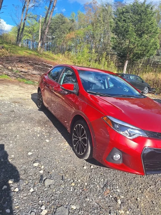 2015 Toyota Corolla 11th Gen - Image 16 of 17