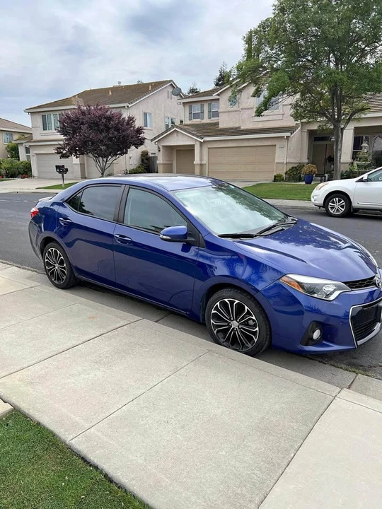2015 Toyota Corolla 11th Gen - Image 1 of 8