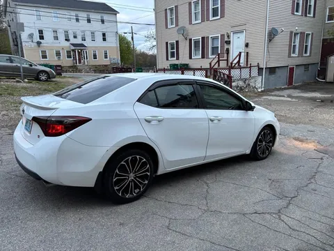 2015 Toyota Corolla 11th Gen - Image 4 of 12