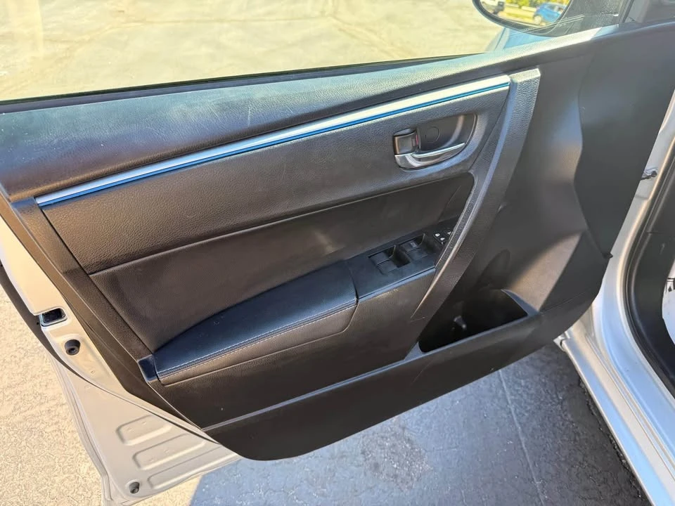 2015 Toyota Corolla 11th Gen - Image 6 of 10