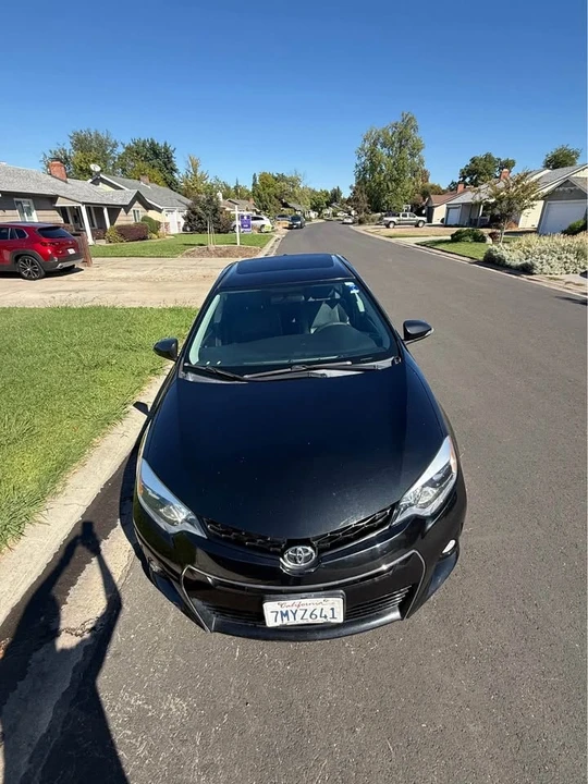 2015 Toyota Corolla 11th Gen - Image 5 of 14
