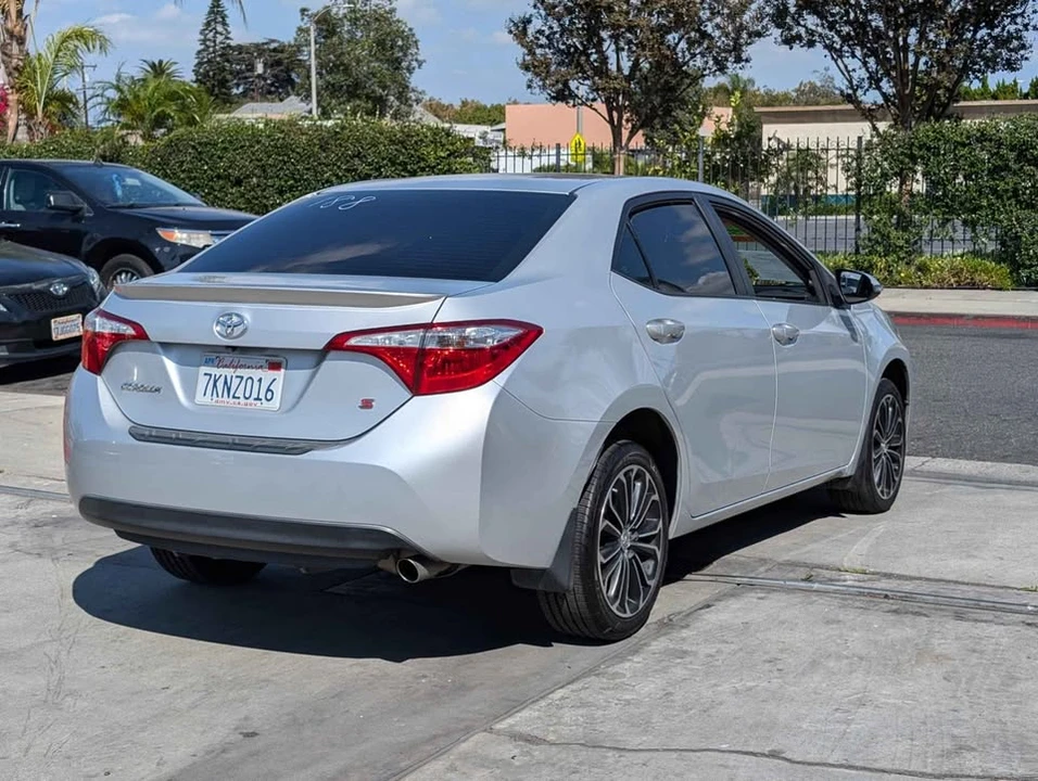 2015 Toyota Corolla 11th Gen - Image 4 of 7