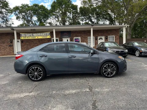 2015 Toyota Corolla 11th Gen - Image 2 of 16