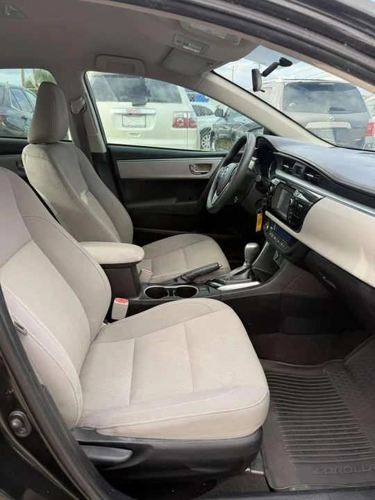 2015 Toyota Corolla 11th Gen - Image 14 of 15