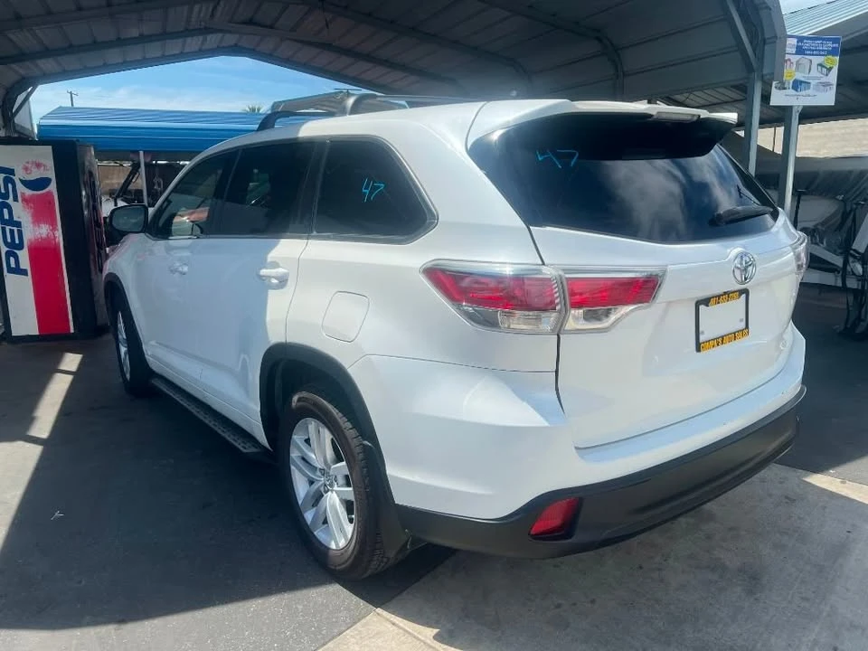 2015 Toyota Highlander - Image 5 of 6