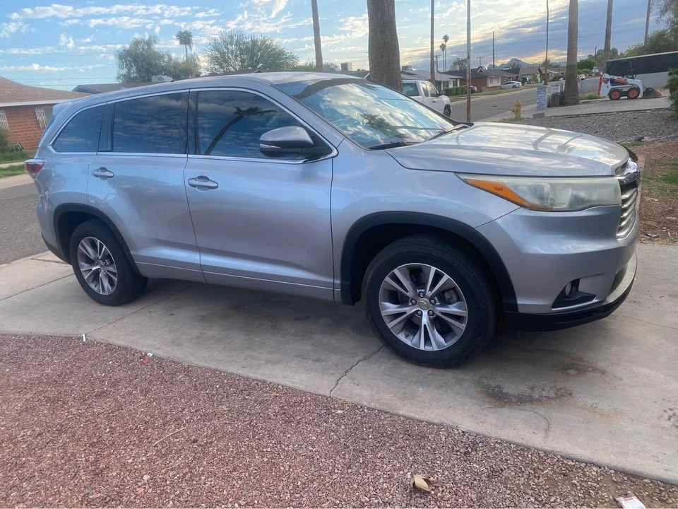 2015 Toyota Highlander - Image 5 of 12