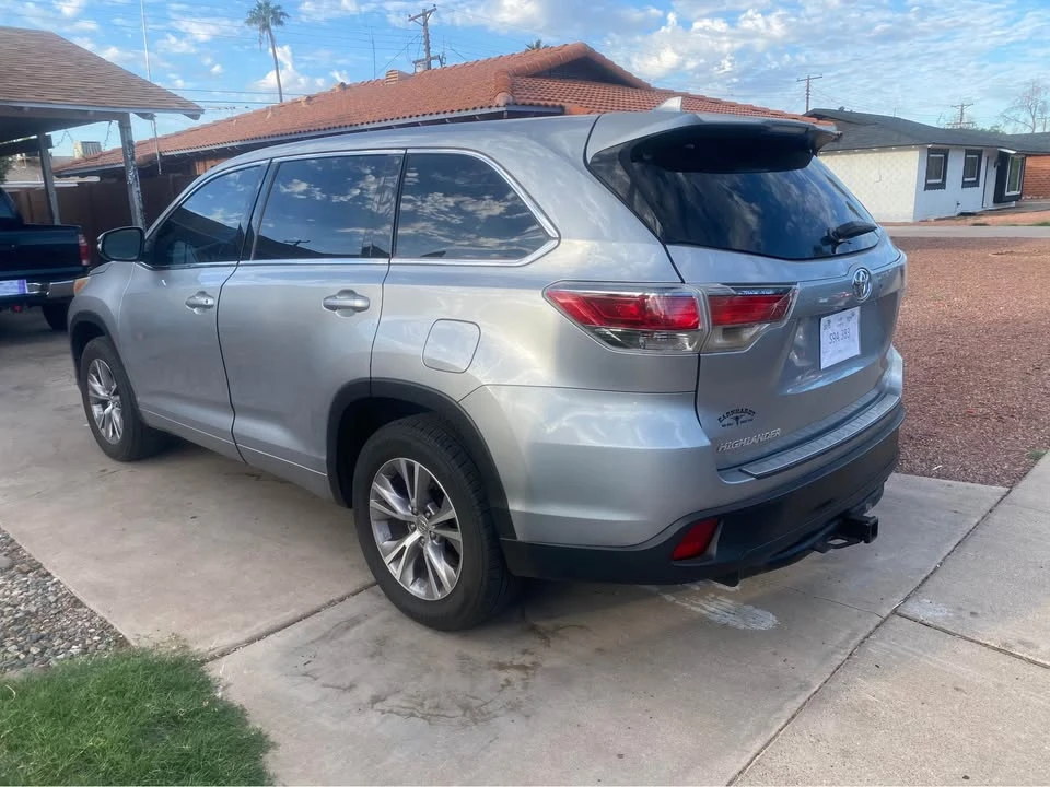 2015 Toyota Highlander - Image 7 of 12