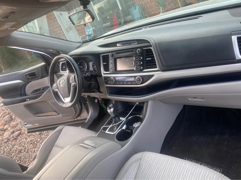 2015 Toyota Highlander - Image 12 of 12