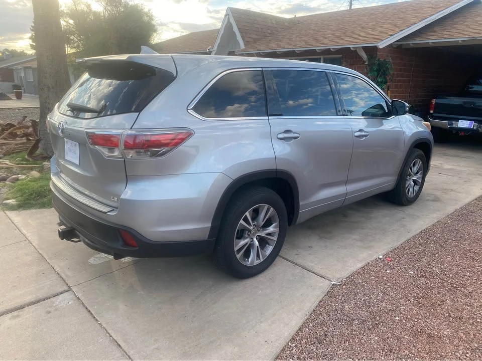 2015 Toyota Highlander - Image 6 of 12