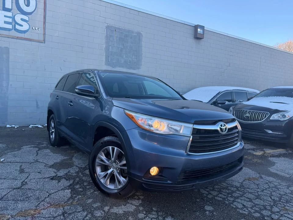2015 Toyota Highlander - Image 7 of 19