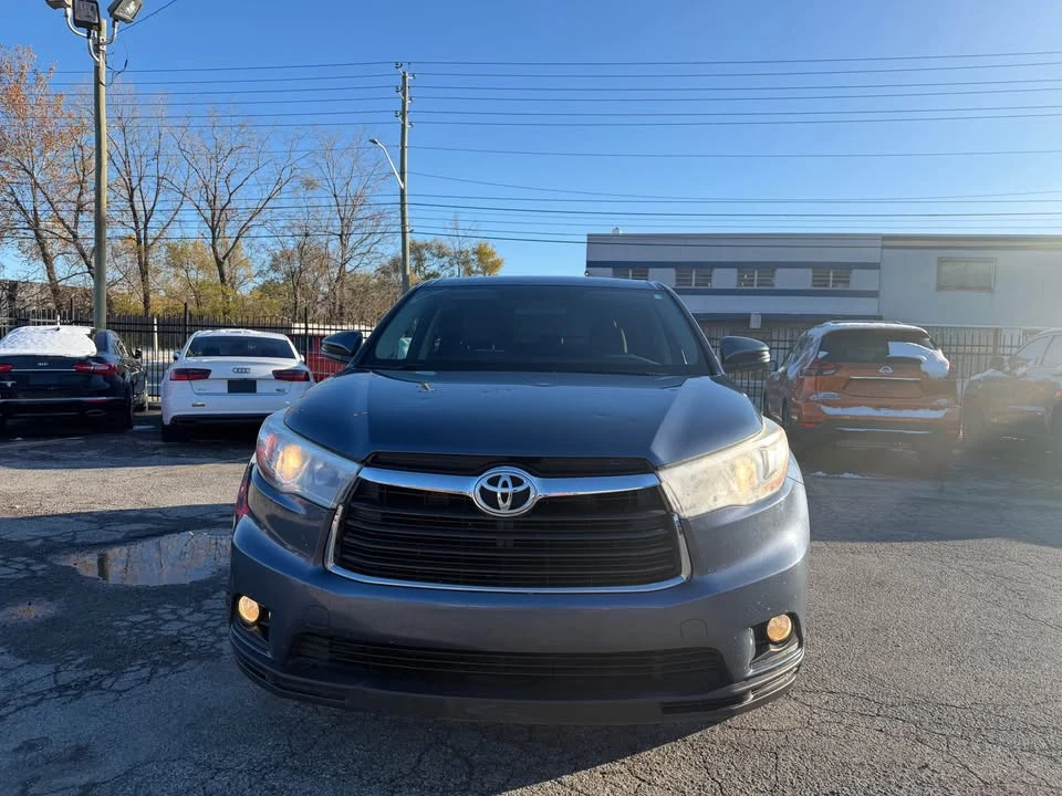 2015 Toyota Highlander - Image 2 of 19