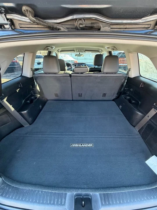 2015 Toyota Highlander - Image 12 of 19