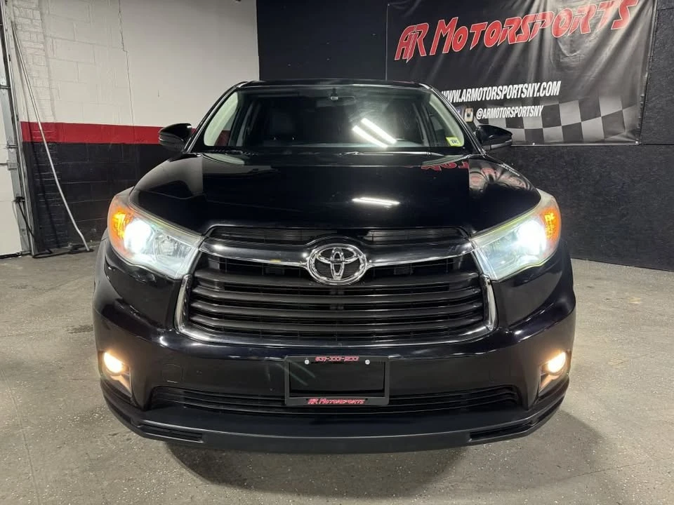 2015 Toyota Highlander - Image 8 of 20