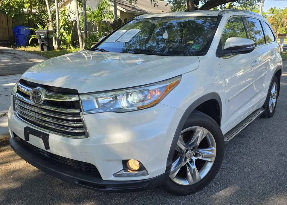 2015 Toyota Highlander - Image 3 of 19