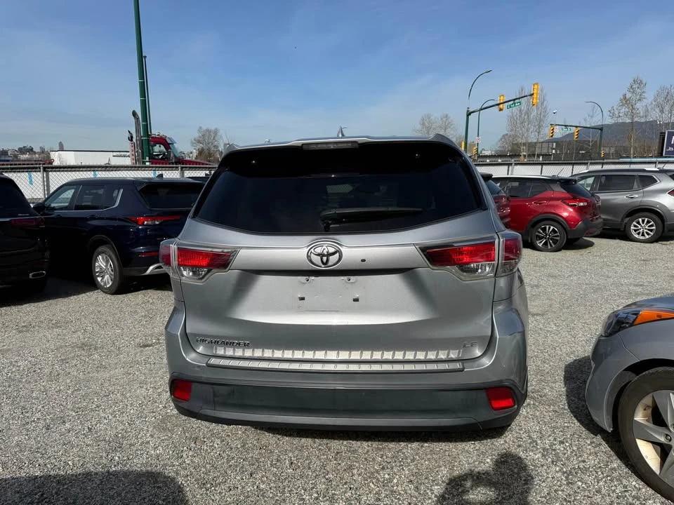 2015 Toyota Highlander - Image 5 of 12