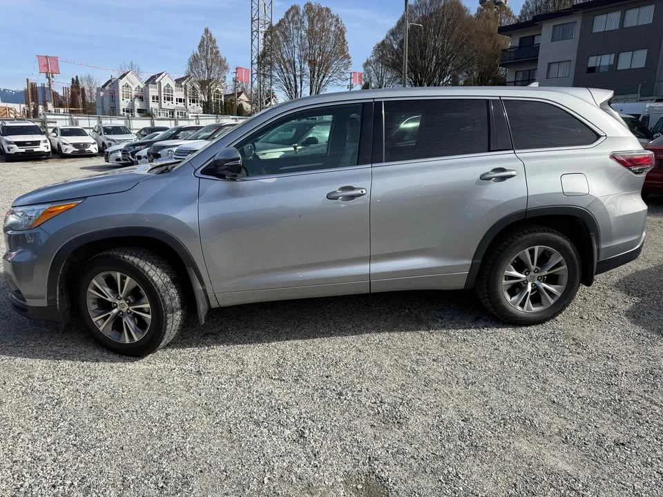 2015 Toyota Highlander - Image 3 of 12