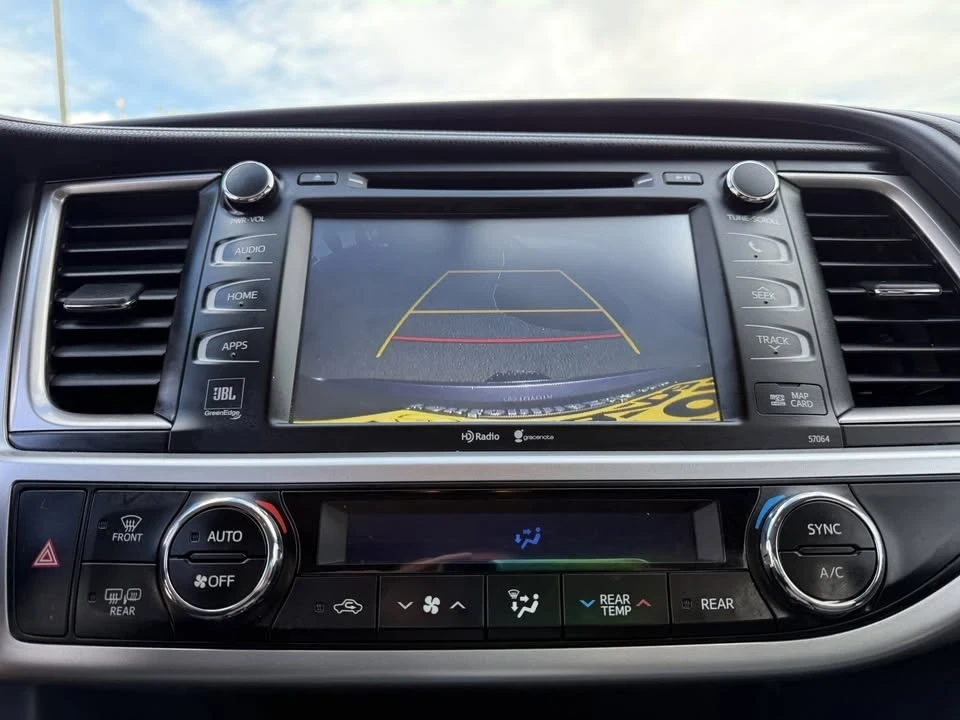 2015 Toyota Highlander - Image 20 of 20